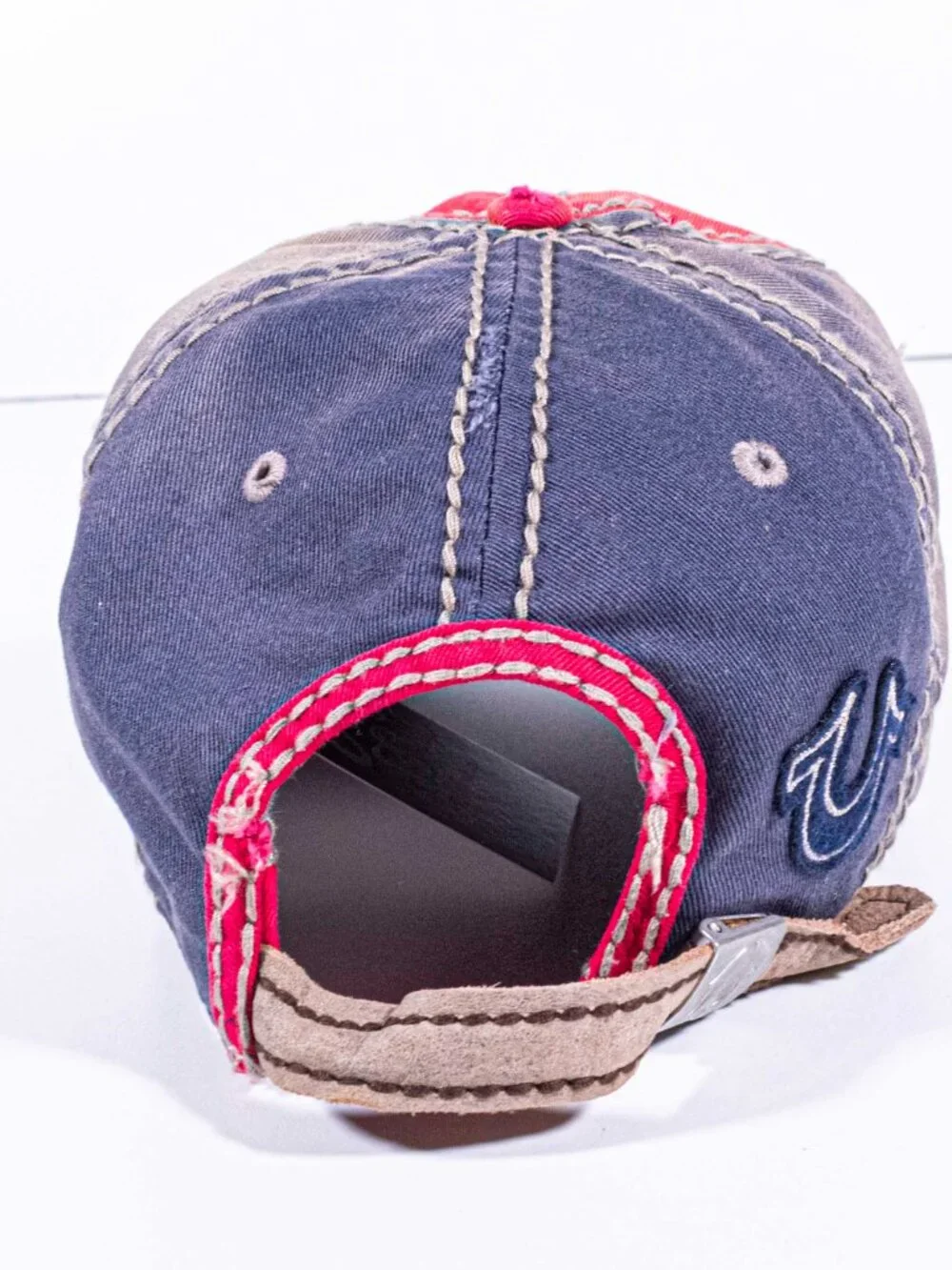 True Religion Jeans Los Angeles Distressed Hat Cap Red Y2K Horseshoe